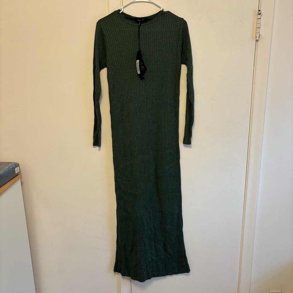 Green Long Sleeve Maxi Dress